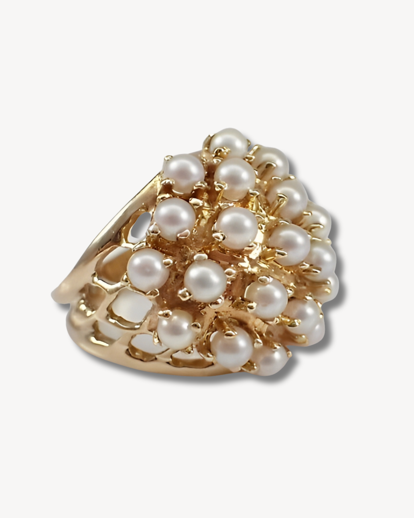 Lustrous Pearl Ring